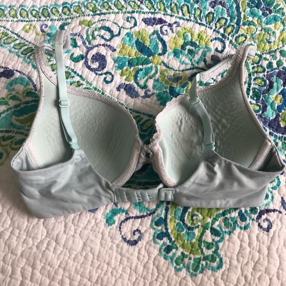 Used.  Perfect Shape Bra. - Picture 2 of 5
